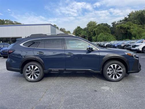 2025 Subaru Outback Touring XT