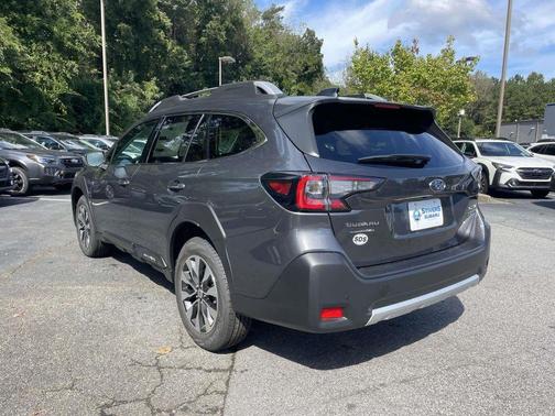 2025 Subaru Outback Touring XT
