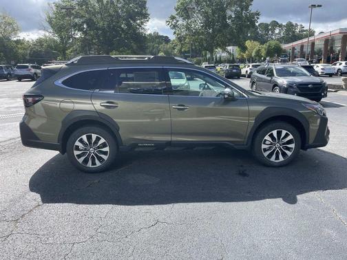 2025 Subaru Outback Touring