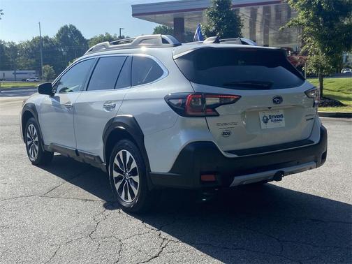 2024 Subaru Outback Touring XT
