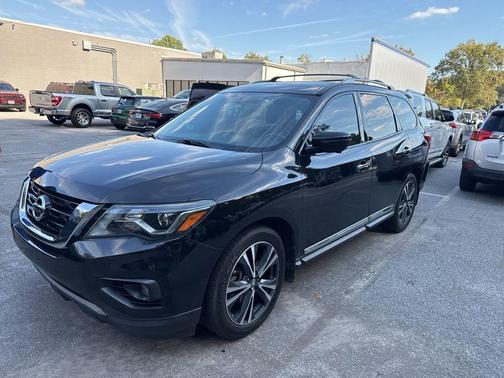 2018 Nissan Pathfinder Platinum