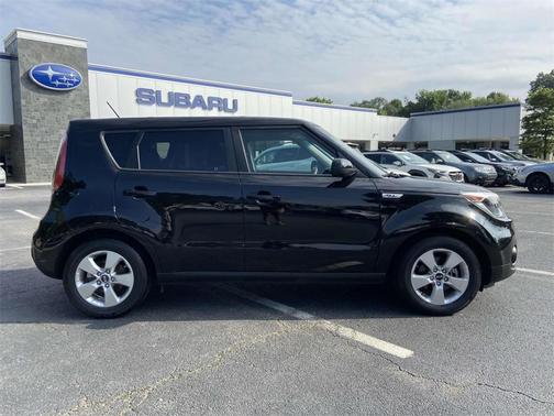 2017 Kia Soul Base