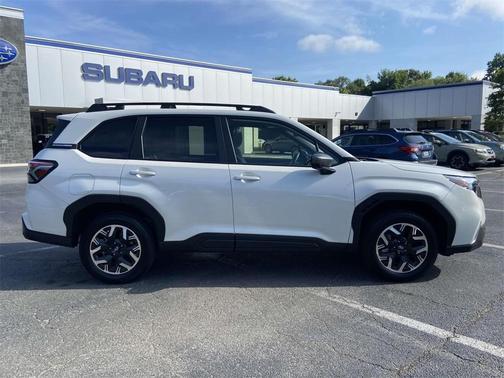 2025 Subaru Forester Premium