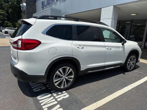 2022 Subaru Ascent Limited 8-Passenger