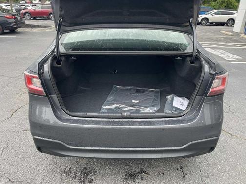 2025 Subaru Legacy 
