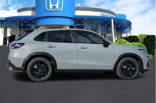 Urban Gray Pearl 2027 Honda HR-V Sport