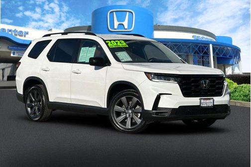 2023 Honda Pilot AWD Sport