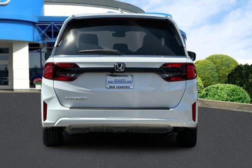 Platinum White Pearl 2026 Honda Odyssey EX-L