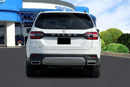 Platinum White Pearl 2026 Honda Pilot EX-L