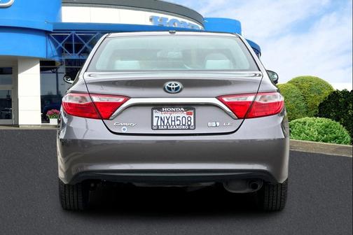 DK. GRAY 2016 Toyota Camry Hybrid LE