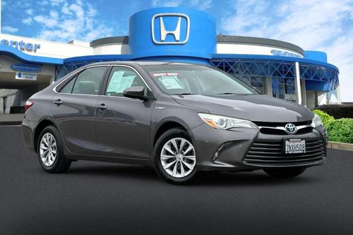DK. GRAY 2016 Toyota Camry Hybrid LE