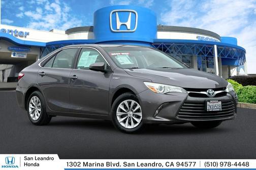 DK. GRAY 2016 Toyota Camry Hybrid LE