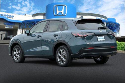 Nordic Forest Pearl 2027 Honda HR-V LX