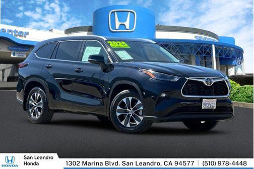 2025 Toyota Highlander XLE