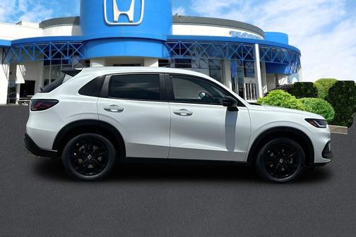 Platinum White Pearl 2026 Honda HR-V AWD Sport