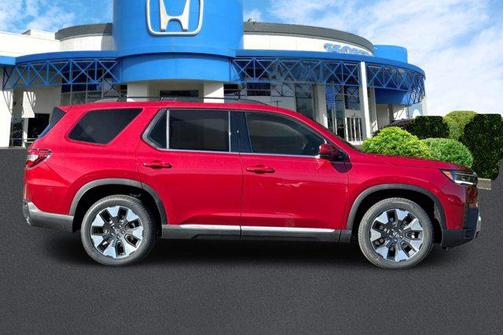 Radiant Red Metallic II 2026 Honda Pilot Touring 8-Passenger
