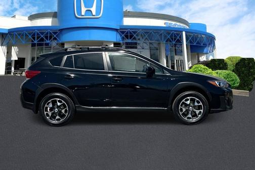 Crystal Black Pearl 2018 Subaru Crosstrek 2.0i Premium