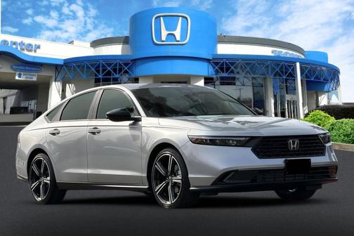 Solar Silver Metallic 2026 Honda Accord SE