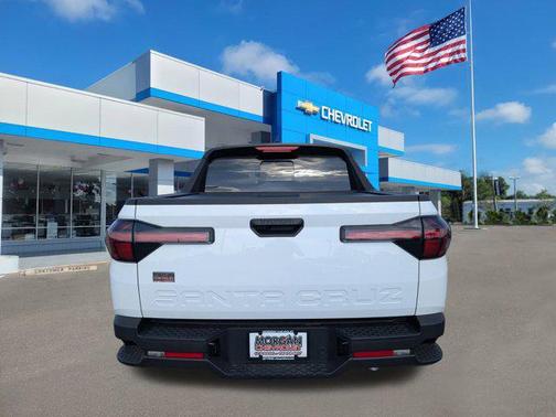 2025 Hyundai SANTA CRUZ SEL Activity