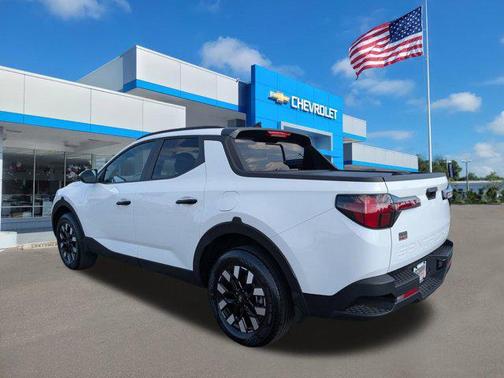 2025 Hyundai SANTA CRUZ SEL Activity