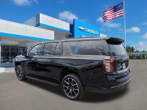 Black 2022 Chevrolet Suburban RST