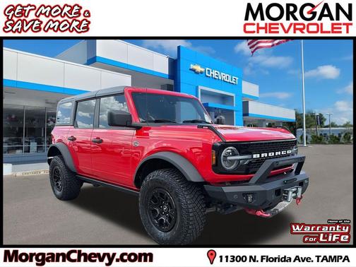 Race Red 2023 Ford Bronco Wildtrak