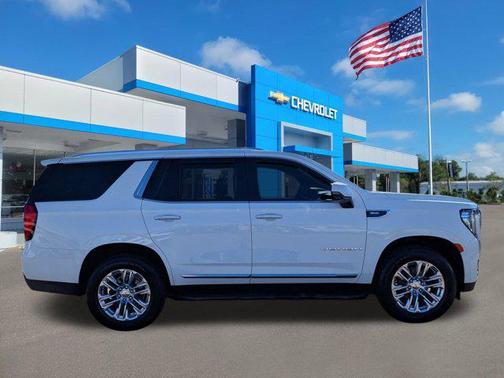 2021 GMC Yukon SLT
