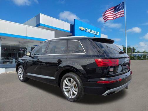 2019 Audi Q7 45 Premium Plus