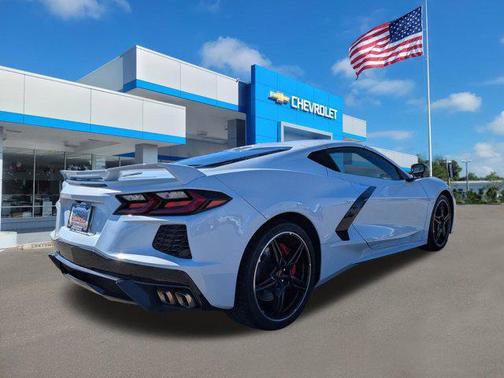 2021 Chevrolet Corvette Stingray w/2LT