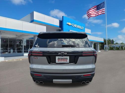 Sterling Gray Metallic 2025 Chevrolet Traverse LT