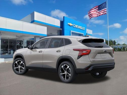 White Sands 2026 Chevrolet Trax FWD 1RS