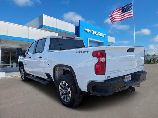 2024 Chevrolet Silverado 2500 Custom
