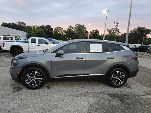 2024 Kia Sportage EX