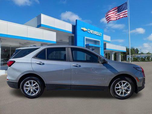 2023 Chevrolet Equinox LS