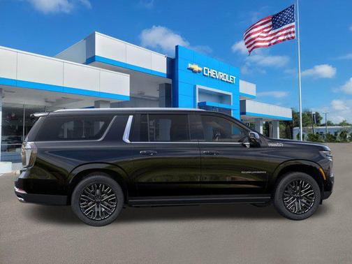 2025 Chevrolet Suburban 4WD High Country