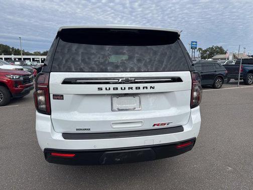 2024 Chevrolet Suburban RST