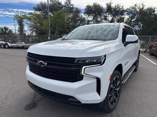 2024 Chevrolet Suburban RST