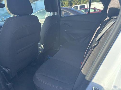 2021 Chevrolet Trax LS