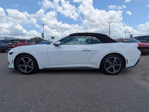 Oxford White 2025 Ford Mustang EcoBoost Premium