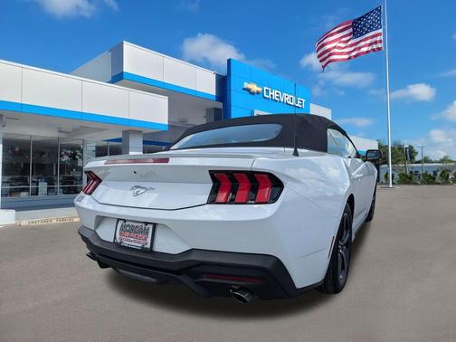Oxford White 2025 Ford Mustang EcoBoost Premium