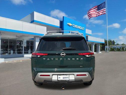 2023 Nissan Pathfinder SL FWD