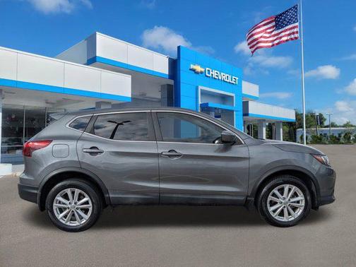 2017 Nissan Rogue Sport S