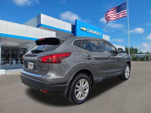 2017 Nissan Rogue Sport S