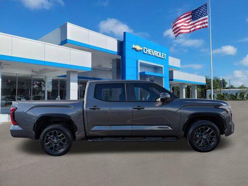 2025 Toyota Tundra Platinum