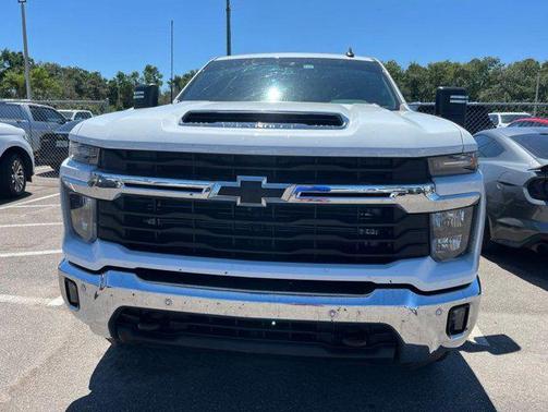 Summit White 2025 Chevrolet Silverado 2500 LT