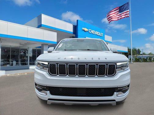2022 Jeep Wagoneer Series II 4x4