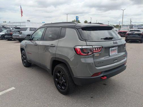 2023 Jeep Compass Trailhawk