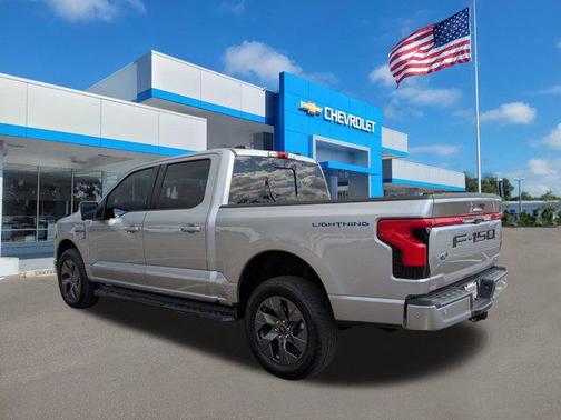 2023 Ford F-150 Lightning LARIAT