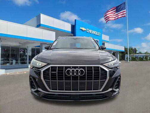 2020 Audi Q3 45 S line Premium