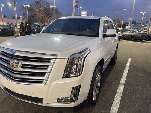 2017 Cadillac Escalade Platinum